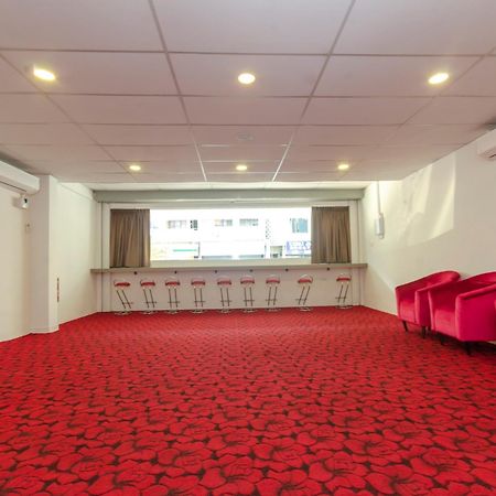 Princess Hotel Pontian Pontian Kecil Exterior photo