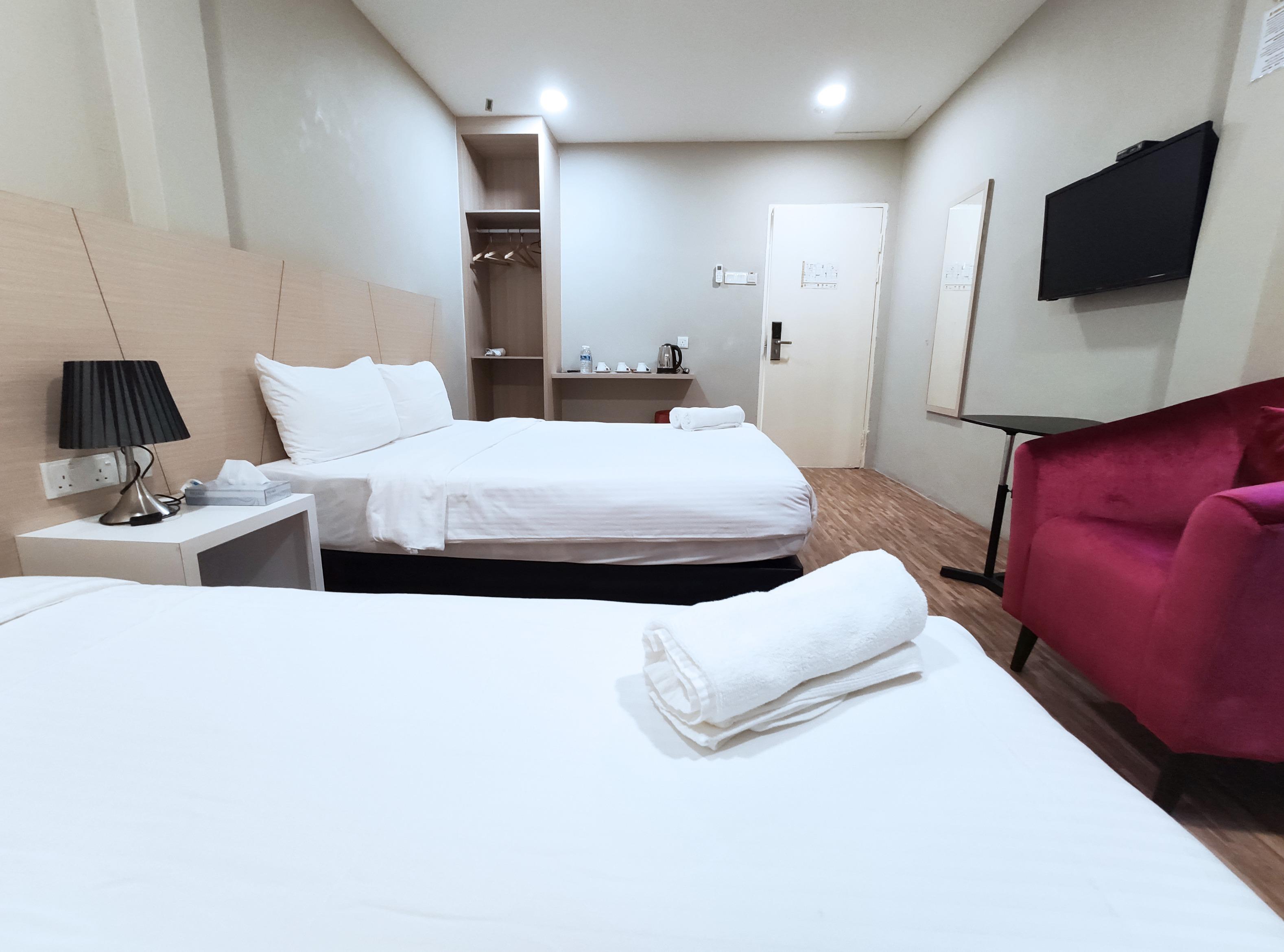 Princess Hotel Pontian Pontian Kecil Exterior photo